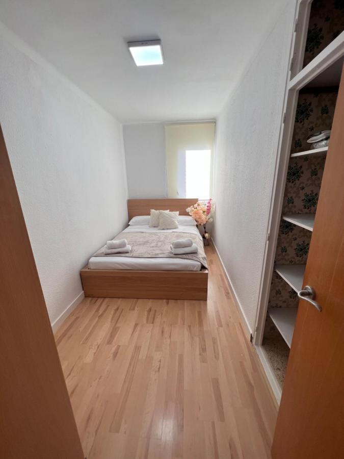 Ca La Lidia Apartment Viladecans Bagian luar foto